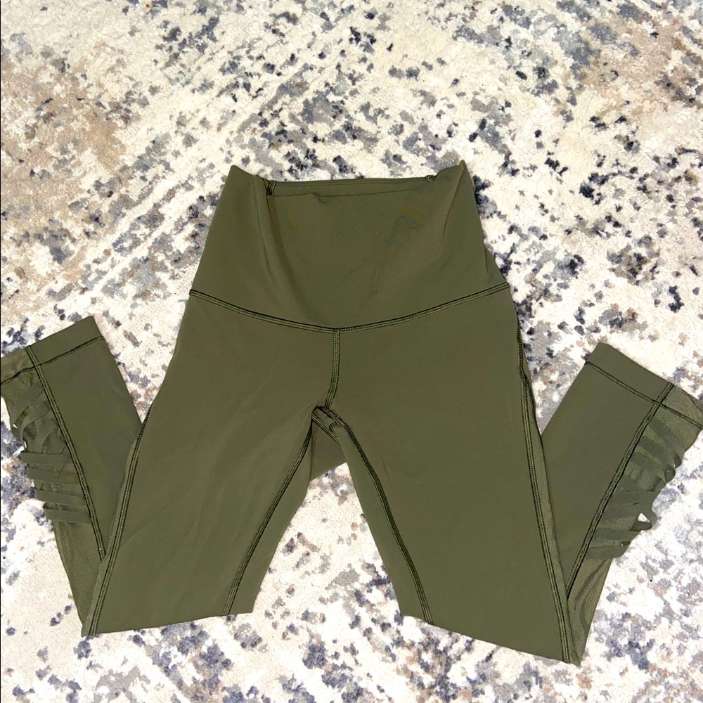 Lululemon crop tights